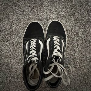 Vans lightly used black and white